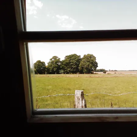 Tonneau Деревянный коттедж *