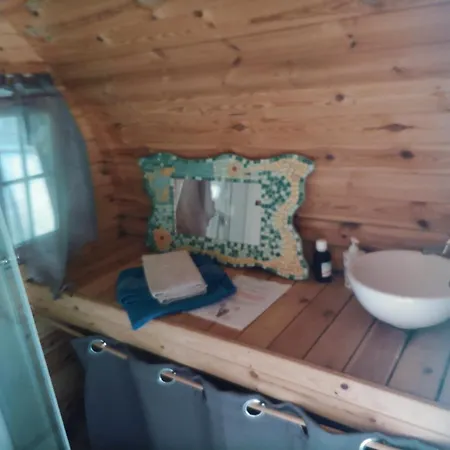 Tonneau Деревянный коттедж Couvains (Orne)