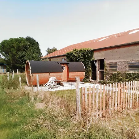 Tonneau Деревянный коттедж